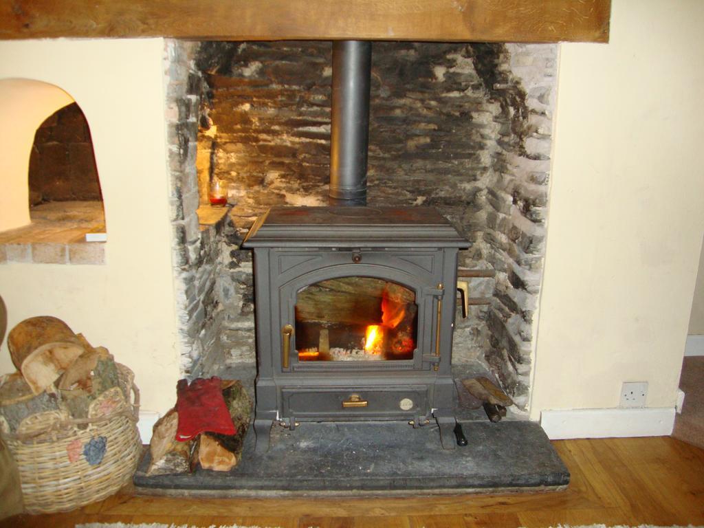 Ceiros Cottage Llangammarch Wells Exterior foto
